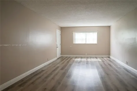 4280 Woodside Drive Coral Springs FL 33065