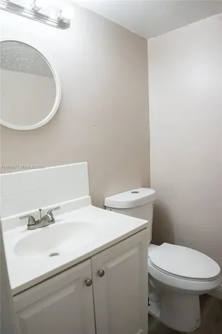 4280 Woodside Drive Coral Springs FL 33065