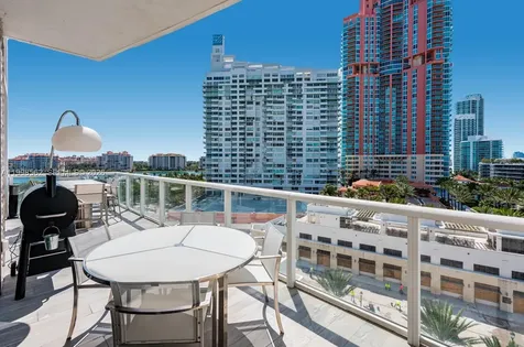 50 S Pointe Drive Miami Beach FL 33139