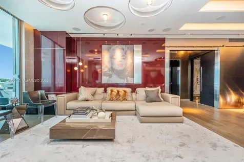 50 S Pointe Drive Miami Beach FL 33139