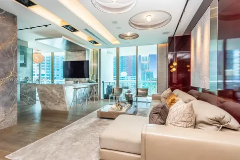 50 S Pointe Drive Miami Beach FL 33139