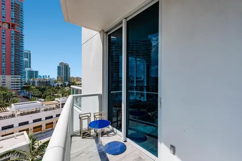 50 S Pointe Drive Miami Beach FL 33139