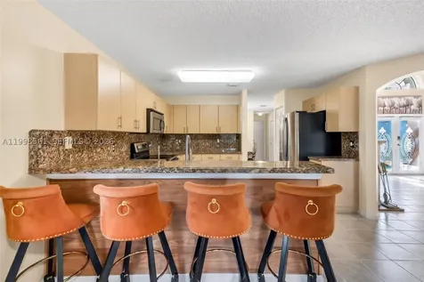 194ONE W 148 Miramar FL 33027
