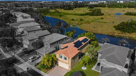 194ONE W 148 Miramar FL 33027