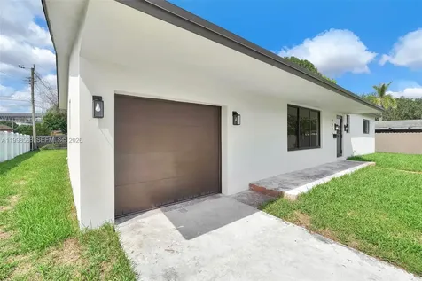 2225 NW 195th Street Miami Gardens FL 33056