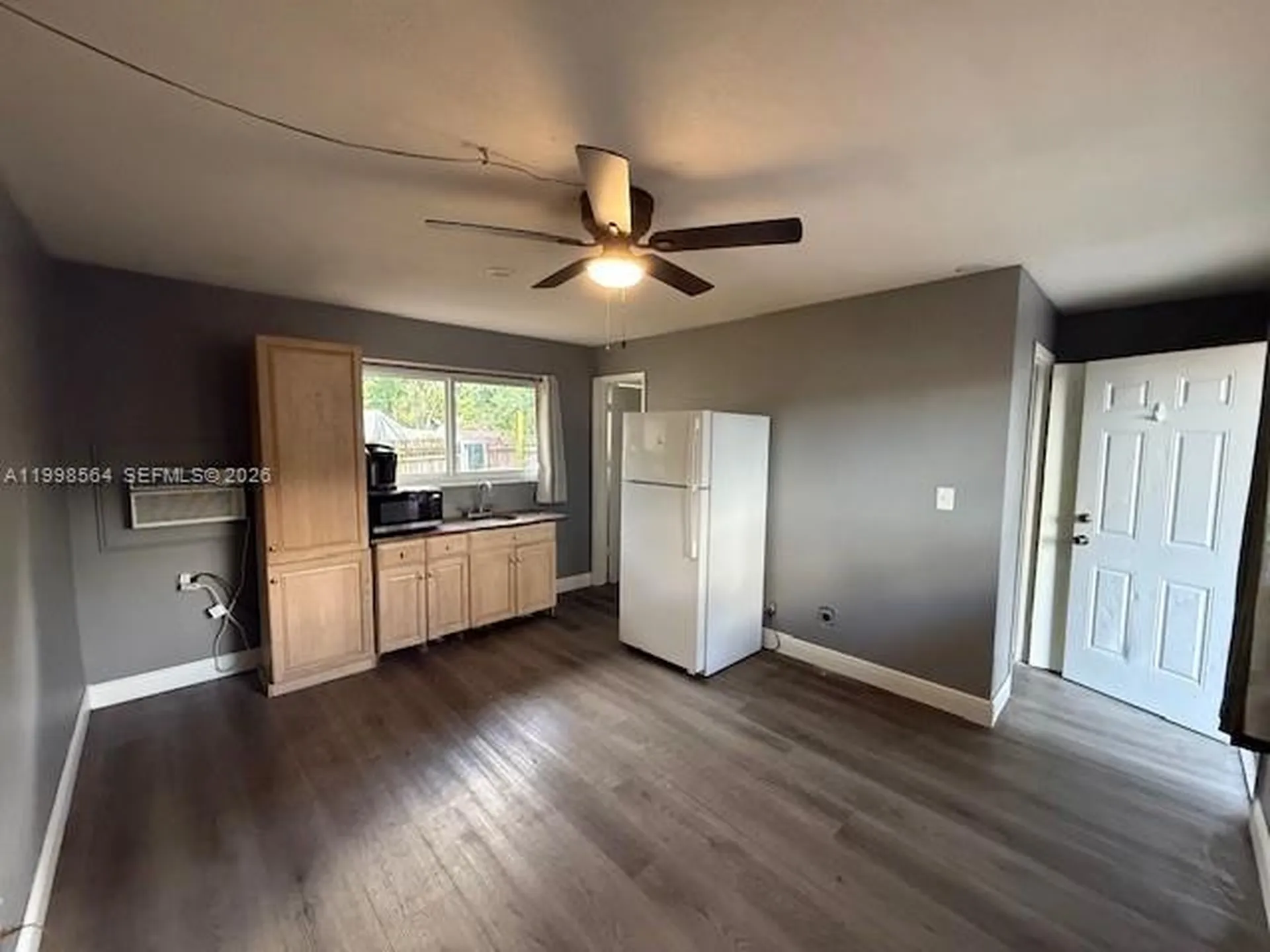 4148 SW 24th Street Fort Lauderdale FL 33317