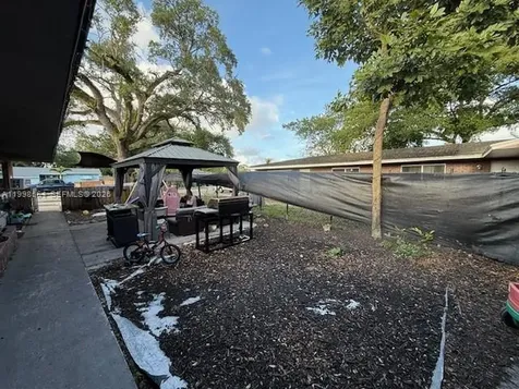 4148 SW 24th Street Fort Lauderdale FL 33317