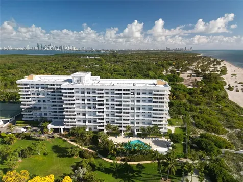 177 Ocean Lane Drive Key Biscayne FL 33149