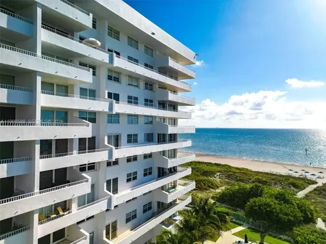 177 Ocean Lane Drive Key Biscayne FL 33149