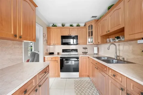 4218 SW 138th Court Miami FL 33175