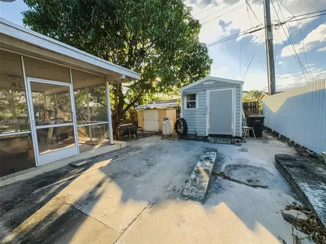 3420 SW 104th Avenue Miami FL 33165