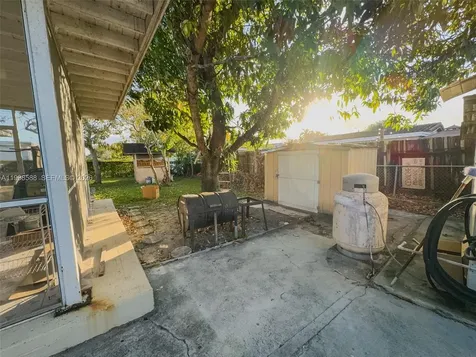 3420 SW 104th Avenue Miami FL 33165