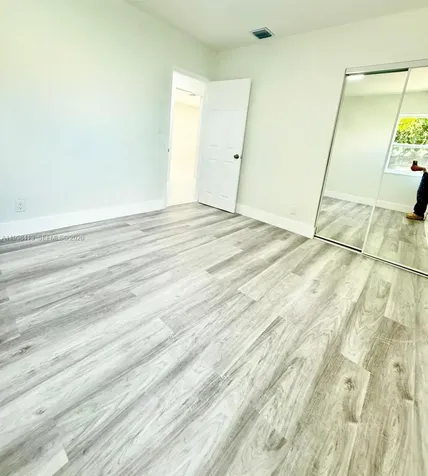 2516 Wiley Court Hollywood FL 33020