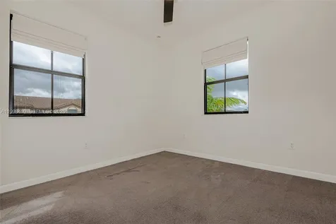 8903 NW 184th Terrace Miami Lakes FL 33018