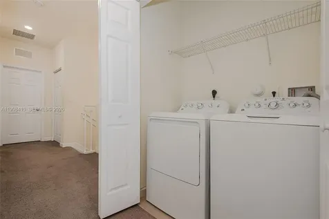 8903 NW 184th Terrace Miami Lakes FL 33018
