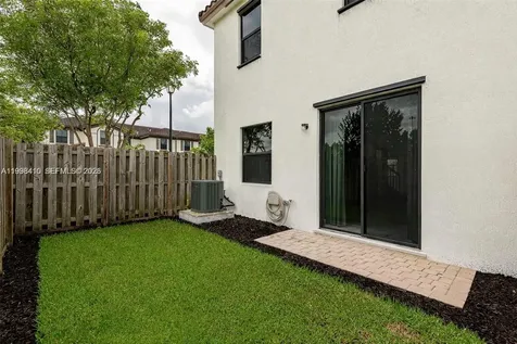 8903 NW 184th Terrace Miami Lakes FL 33018