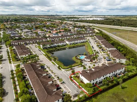 8903 NW 184th Terrace Miami Lakes FL 33018
