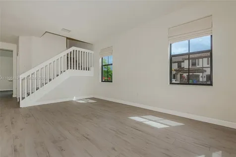 8903 NW 184th Terrace Miami Lakes FL 33018