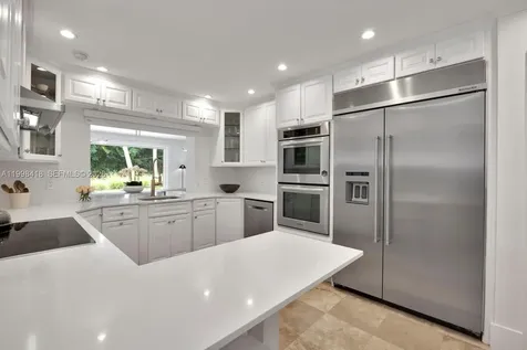 6140 SW 90th Street Pinecrest FL 33156