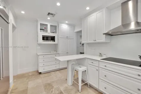 6140 SW 90th Street Pinecrest FL 33156