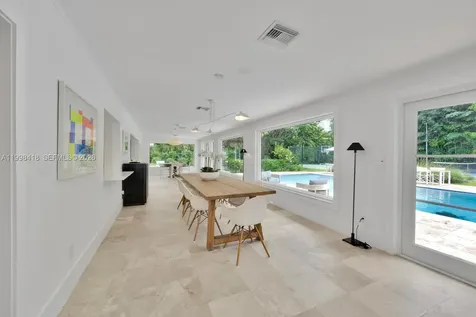 6140 SW 90th Street Pinecrest FL 33156