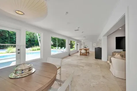 6140 SW 90th Street Pinecrest FL 33156