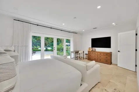 6140 SW 90th Street Pinecrest FL 33156