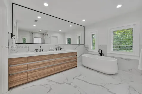 6140 SW 90th Street Pinecrest FL 33156