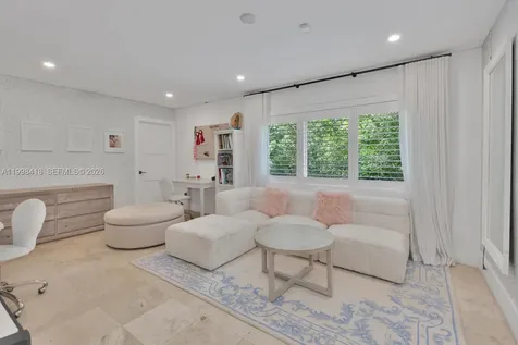 6140 SW 90th Street Pinecrest FL 33156
