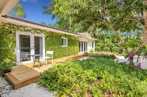 6140 SW 90th Street Pinecrest FL 33156