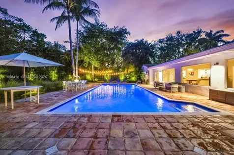 6140 SW 90th Street Pinecrest FL 33156