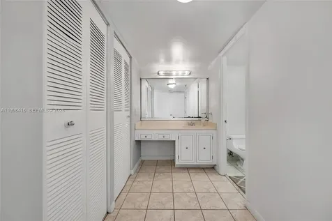 671 NE 195th Street Miami FL 33179