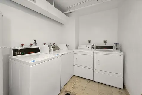 671 NE 195th Street Miami FL 33179