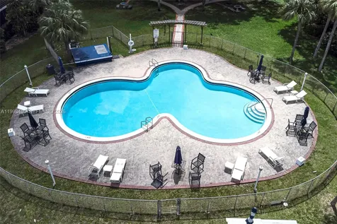 671 NE 195th Street Miami FL 33179
