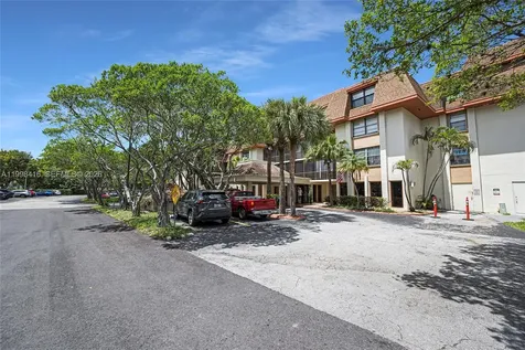 671 NE 195th Street Miami FL 33179