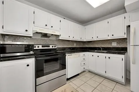 671 NE 195th Street Miami FL 33179