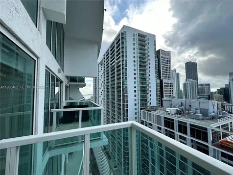 41 SE 5th Street Miami FL 33131