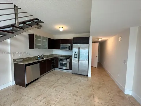 41 SE 5th Street Miami FL 33131