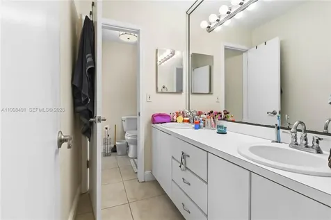 19911 SW 84th Avenue Cutler Bay FL 33189