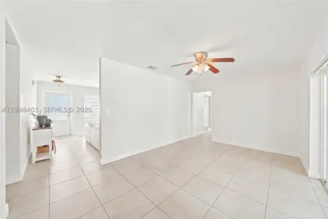 19911 SW 84th Avenue Cutler Bay FL 33189