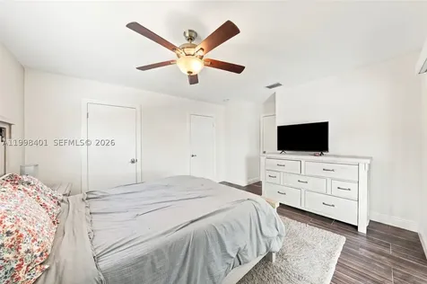 19911 SW 84th Avenue Cutler Bay FL 33189