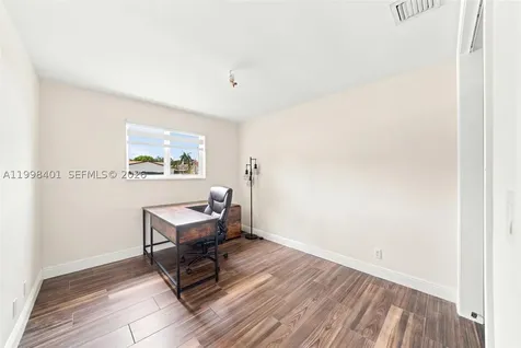 19911 SW 84th Avenue Cutler Bay FL 33189