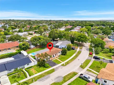 19911 SW 84th Avenue Cutler Bay FL 33189
