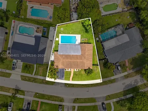 19911 SW 84th Avenue Cutler Bay FL 33189