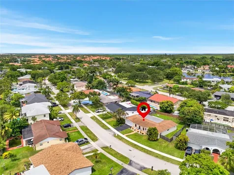 19911 SW 84th Avenue Cutler Bay FL 33189
