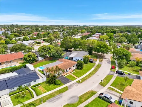 19911 SW 84th Avenue Cutler Bay FL 33189