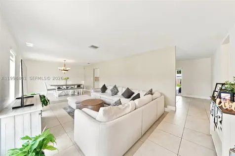 19911 SW 84th Avenue Cutler Bay FL 33189