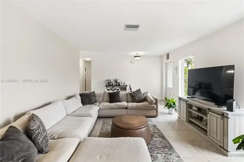 19911 SW 84th Avenue Cutler Bay FL 33189