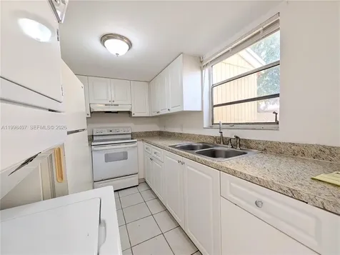 58 SW 14th Terrace Homestead FL 33030