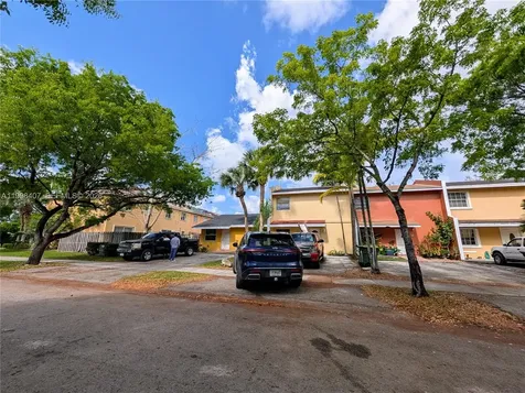 58 SW 14th Terrace Homestead FL 33030